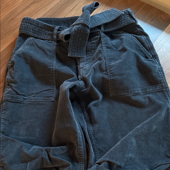 Faherty women’s Orion Black Ankle Pants small tie waist - Picture 4 of 6